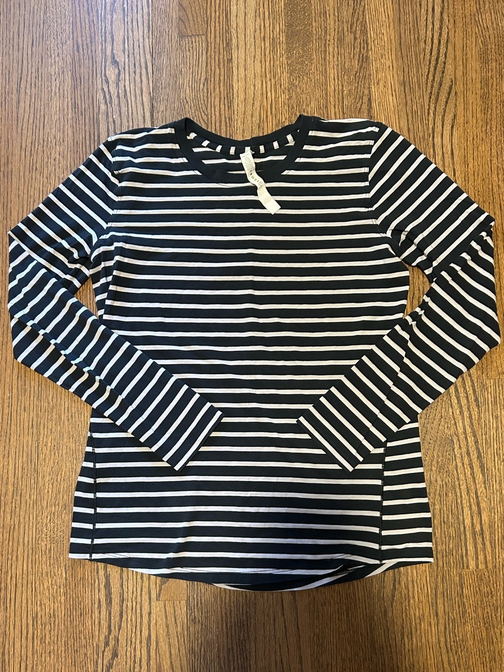 Lululemon Black Gray Lavender Stripe Long Sleeve Top Size 4